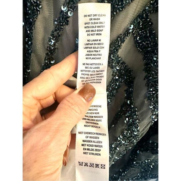 NWT Adrianna Papell Plus size Sequined V-Neck Sheath Dress in Pewter Silver.  Si - Picture 9 of 10